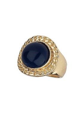 Metal chain surround ring.jpg